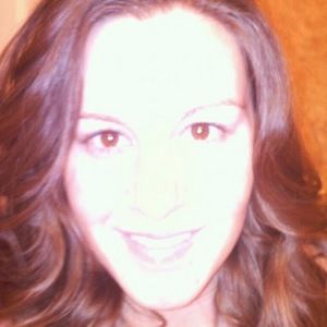 Meet your Posher, Lura